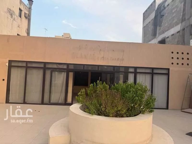 محل للإيجار في شارع الامير نايف, حي الخبرالشمالية, مدينة الخبر, المنطقة الشرقية 1 صورة