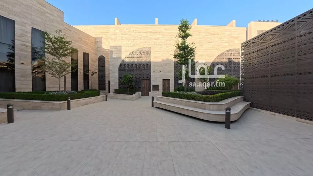 فيلا للإيجار في شارع الملك فهد , حي الرحمانية, مدينة الرياض, منطقة الرياض 1 صورة