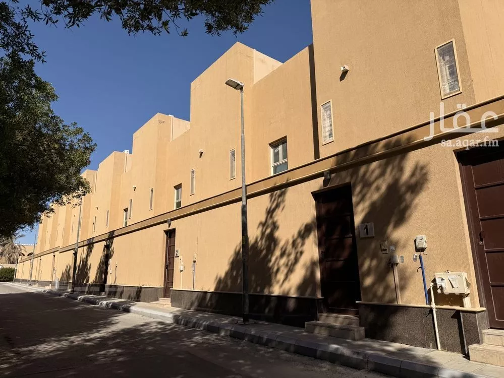 فيلا للإيجار في شارع عبدالرحمن الناصري, حي المؤتمرات, مدينة الرياض, منطقة الرياض 1 صورة