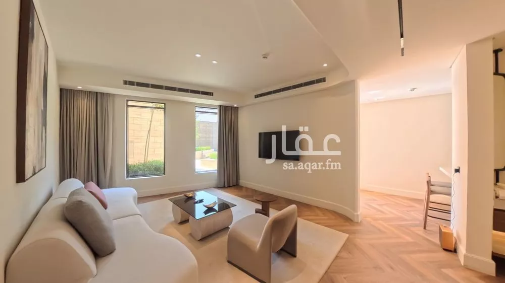 فيلا للإيجار في شارع الملك فهد , حي الرحمانية, مدينة الرياض, منطقة الرياض 1 صورة