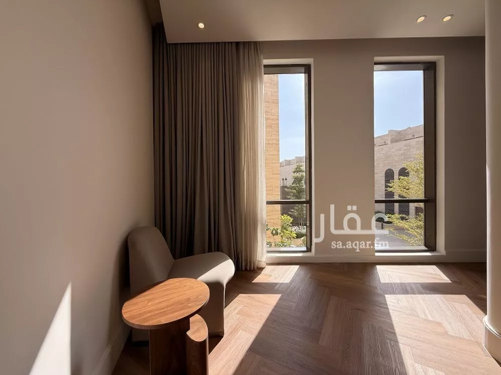 فيلا للإيجار في شارع الملك فهد , حي الرحمانية, مدينة الرياض, منطقة الرياض 1 صورة