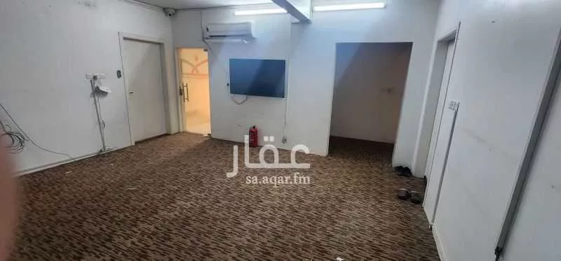 فيلا للإيجار في شارع الأبهري, حي الربوة, مدينة الرياض, منطقة الرياض 1 صورة