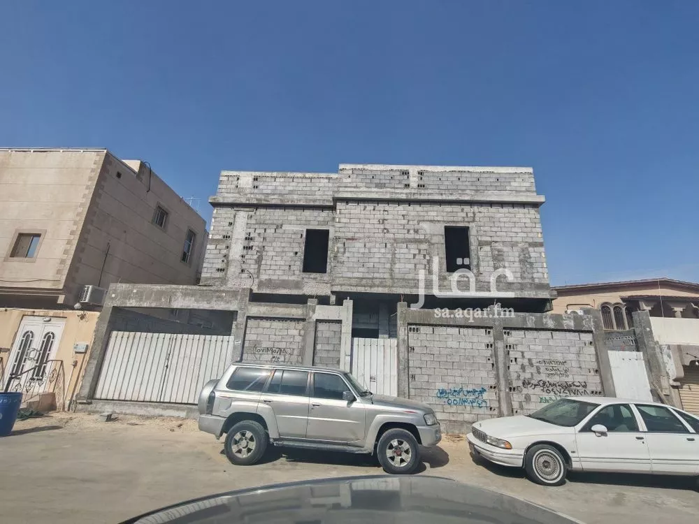 فيلا للبيع في شارع الفرسان, حي السلام, مدينة القطيف, المنطقة الشرقية 1 صورة