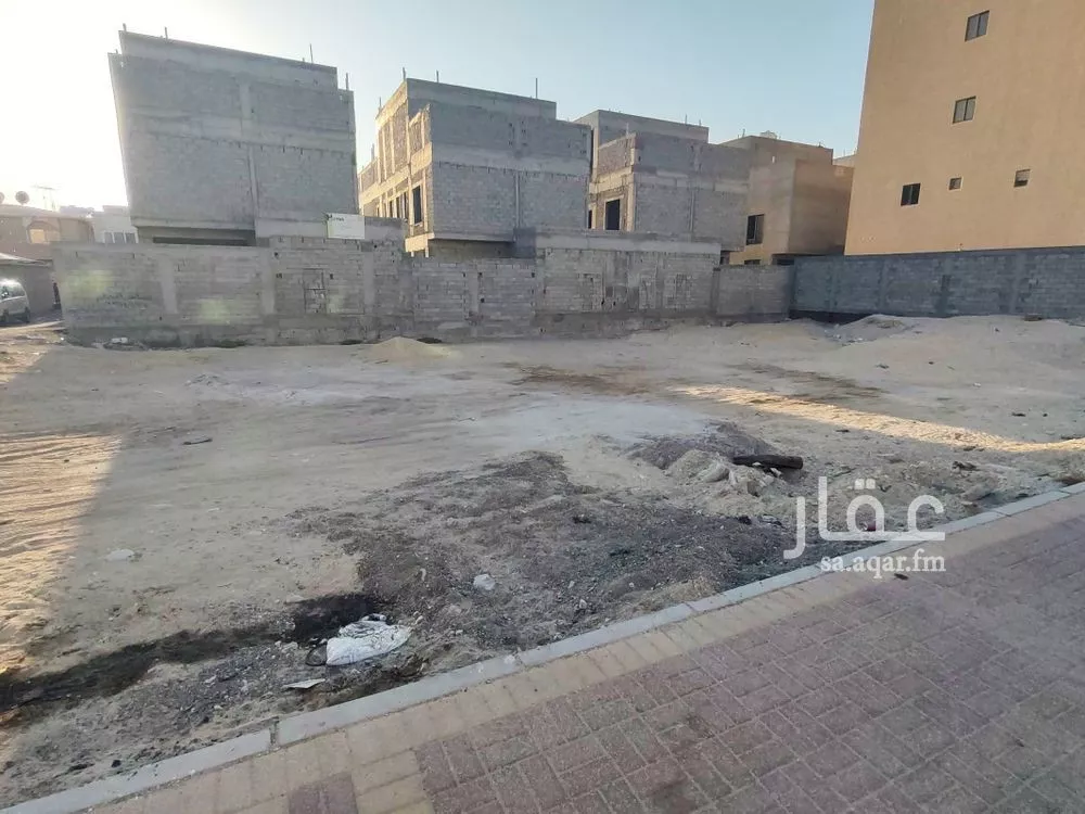 أرض للبيع في شارع طريق عمر بن عبد العزيز, حي السلام, مدينة القطيف, المنطقة الشرقية 1 صورة