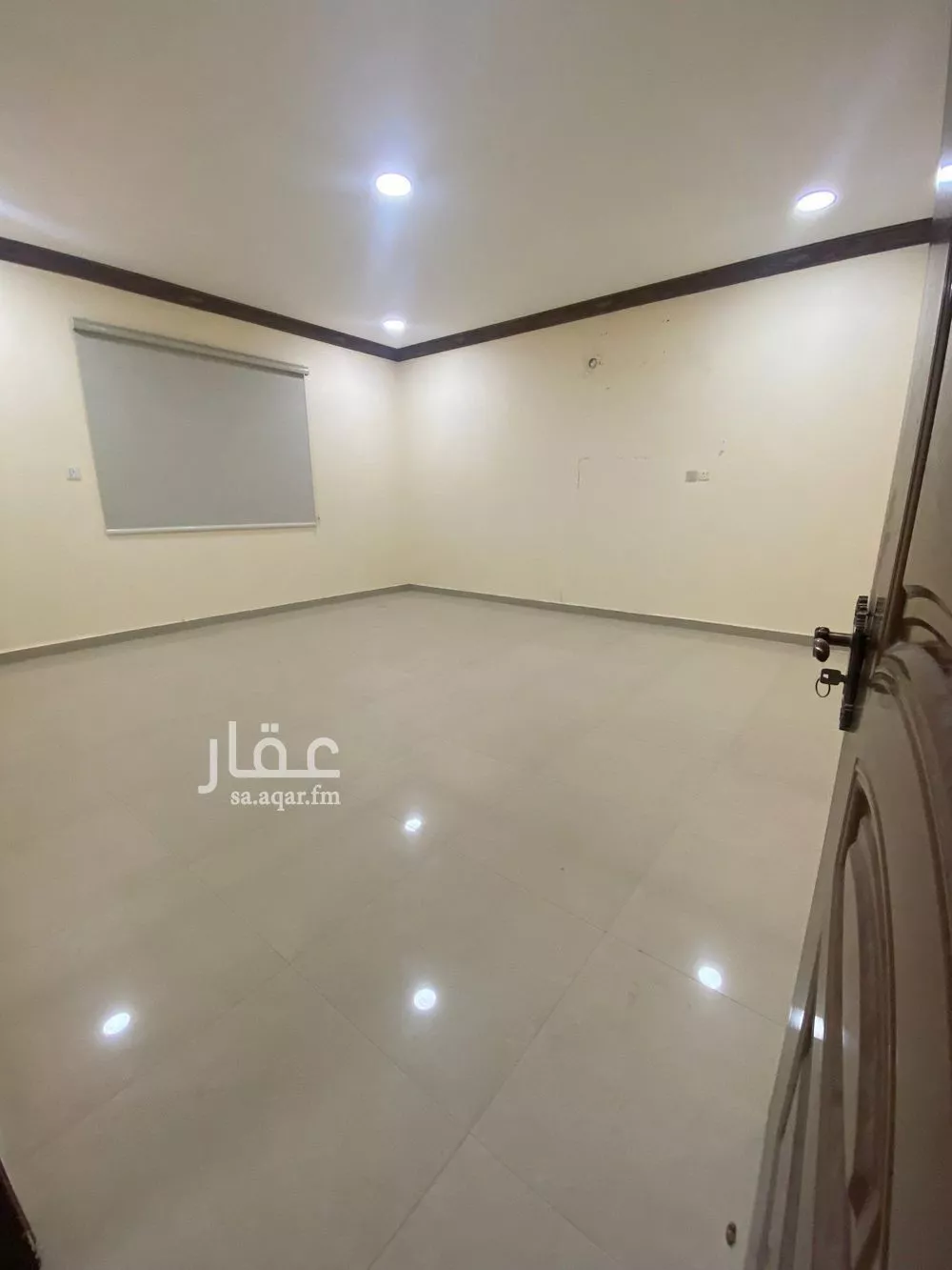 شقة للإيجار في شارع حارثه بن الربيع الانصاري, حي السلام الأول, مدينة الاحساء, المنطقة الشرقية 1 صورة