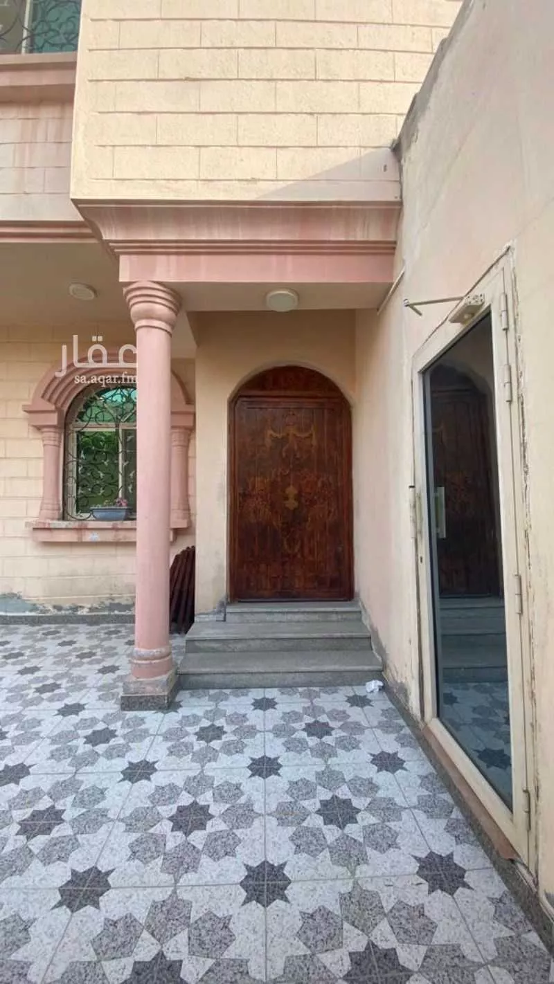 عمارة للبيع في شارع يزيد بن حمزة, حي الصفاء, مدينة الدمام, المنطقة الشرقية 1 صورة