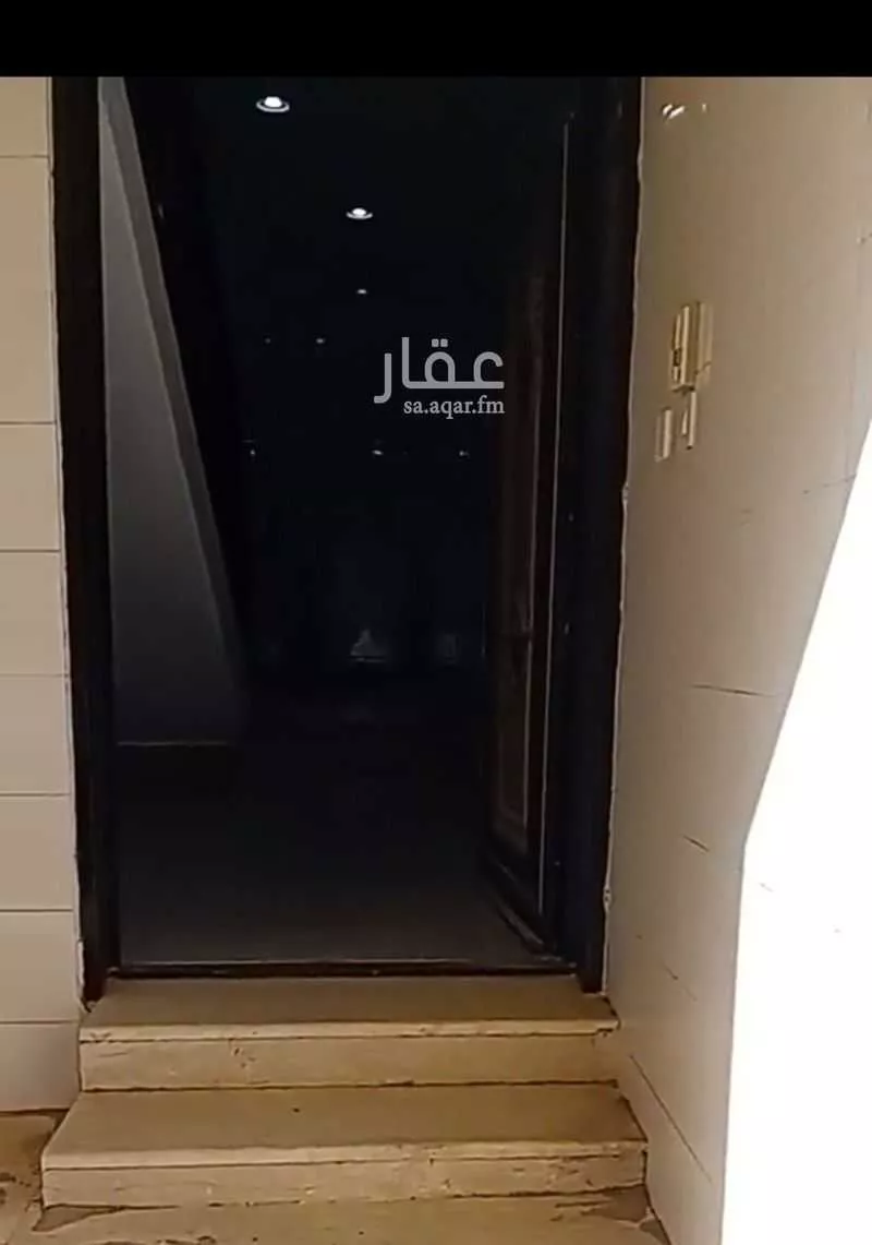 عمارة للبيع في شارع عزيزه ابنت عبدالملك, حي العنود, مدينة احد رفيدة - الواديين, منطقة عسير 1 صورة