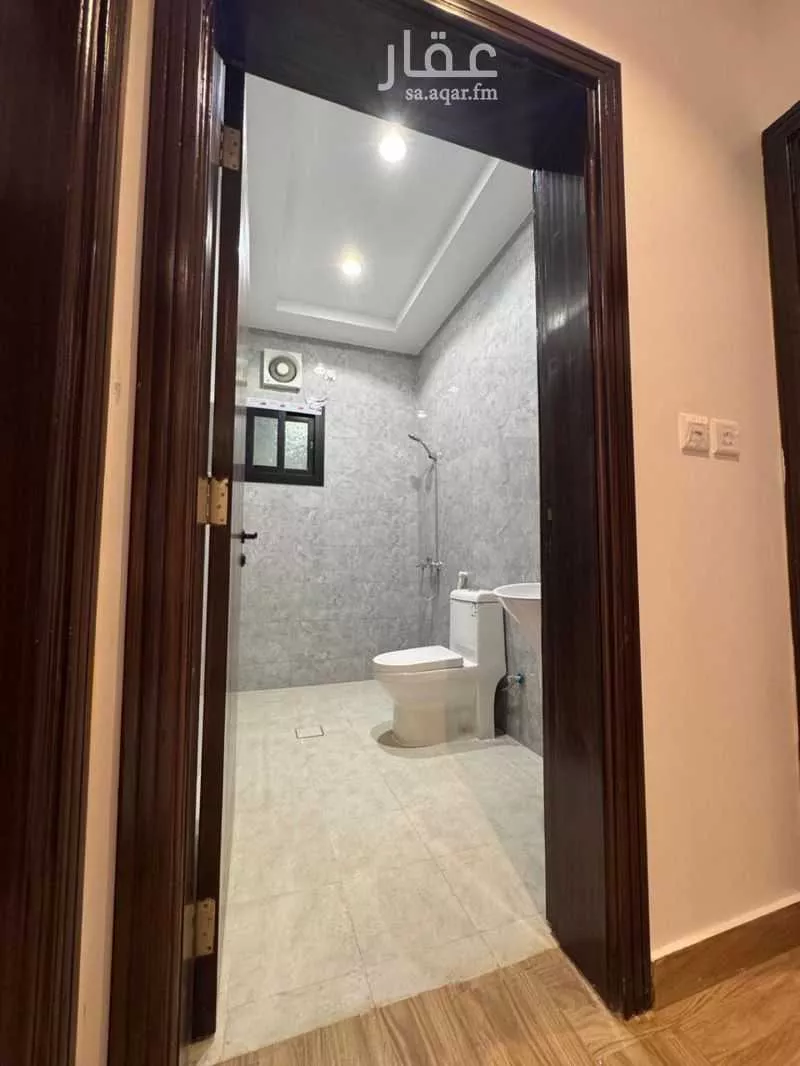 شقة للبيع في شارع بن حركان, حي مريخ, مدينة جدة, منطقة مكة المكرمة 1 صورة