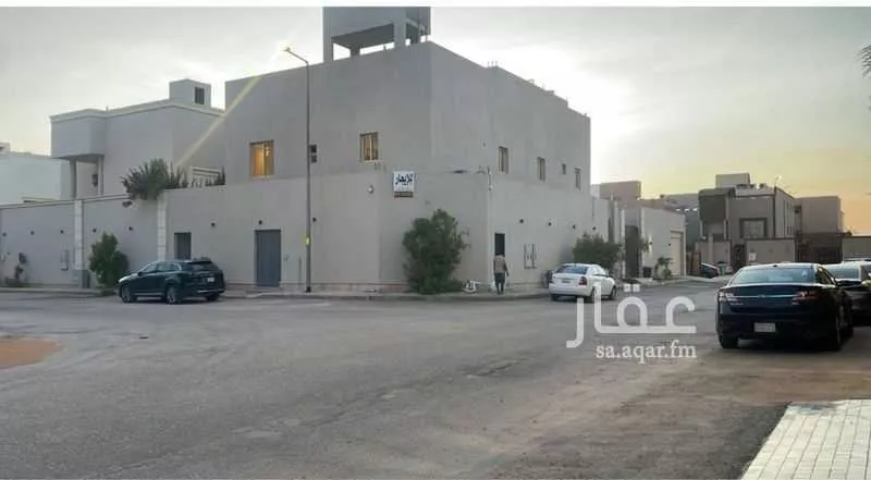 دور للإيجار في شارع عبدالله بن علي العمودي, حي القيروان, مدينة الرياض, منطقة الرياض 1 صورة