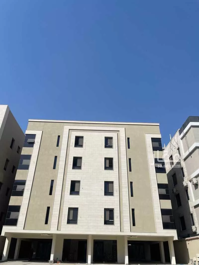 عمارة للبيع في شارع أم القرى, حي الحمراء, مدينة الخبر, المنطقة الشرقية 1 صورة