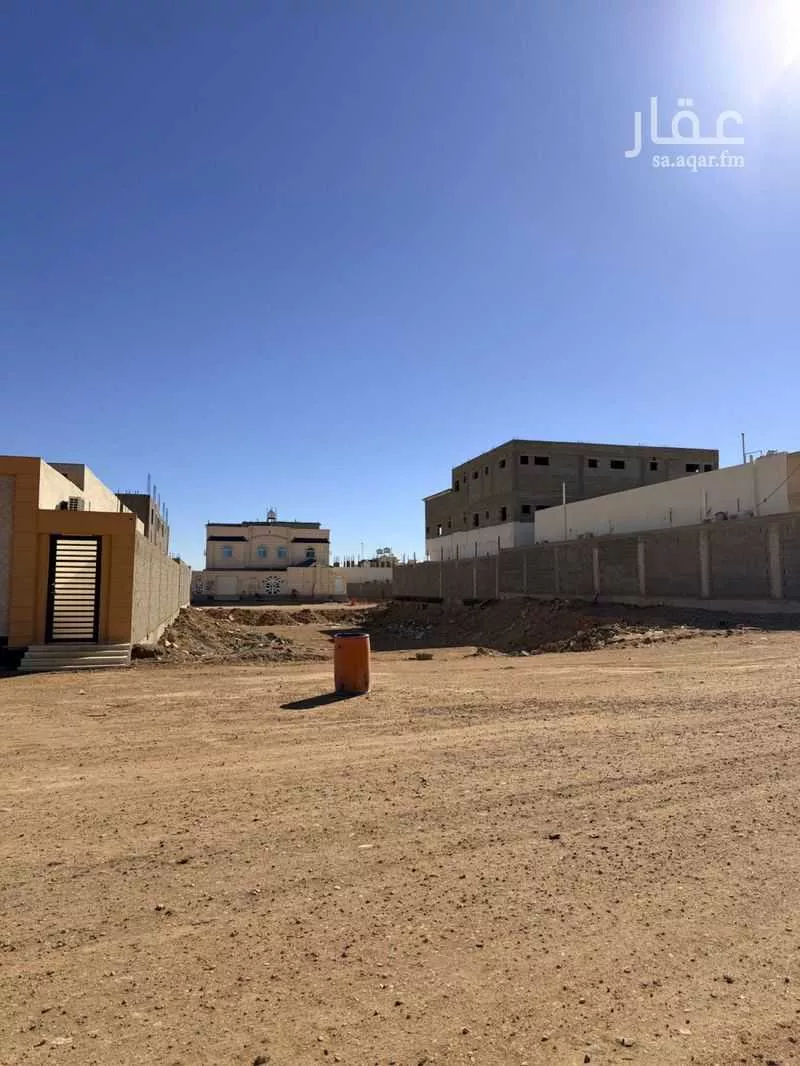 أرض للبيع في شارع ابو بكر بن عياش, حي النخيل, مدينة تبوك, منطقة تبوك 1 صورة