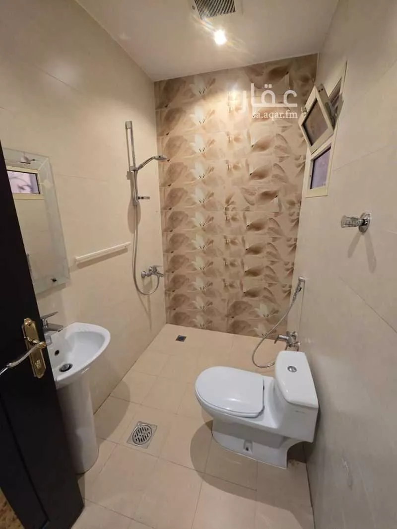 دور للإيجار في شارع ابي المظفر, حي الروضة, مدينة الرياض, منطقة الرياض 1 صورة