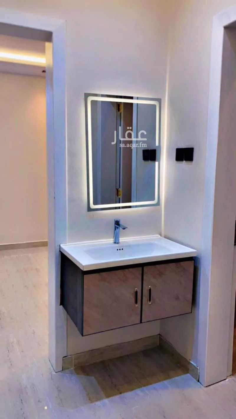 شقة للإيجار في شارع عبيدالله بن عبدالكريم الرازي, حي الرمال, مدينة الرياض, منطقة الرياض 1 صورة