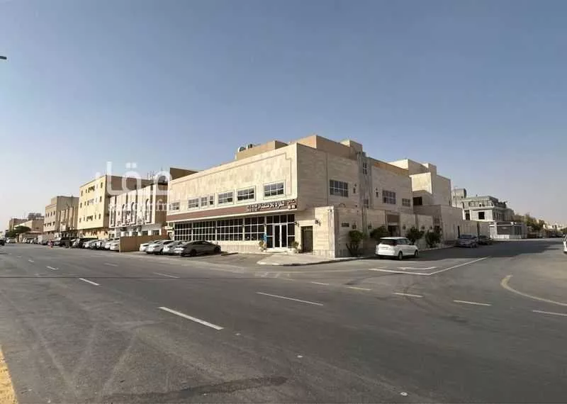 عمارة للبيع في شارع البهاء زهير, حي الملك فيصل, مدينة الرياض, منطقة الرياض 1 صورة