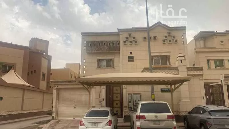 فيلا للبيع في شارع ابي القاسم الثمانيني, حي الرمال, مدينة الرياض, منطقة الرياض 1 صورة