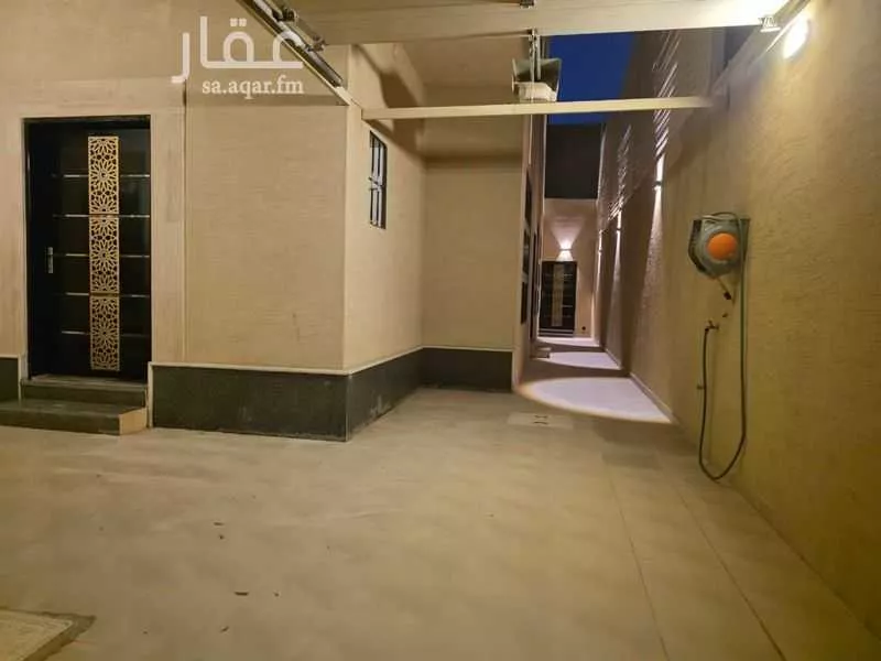 فيلا للإيجار في شارع حلل بنت أبي المكارم, حي المهدية, مدينة الرياض, منطقة الرياض 1 صورة