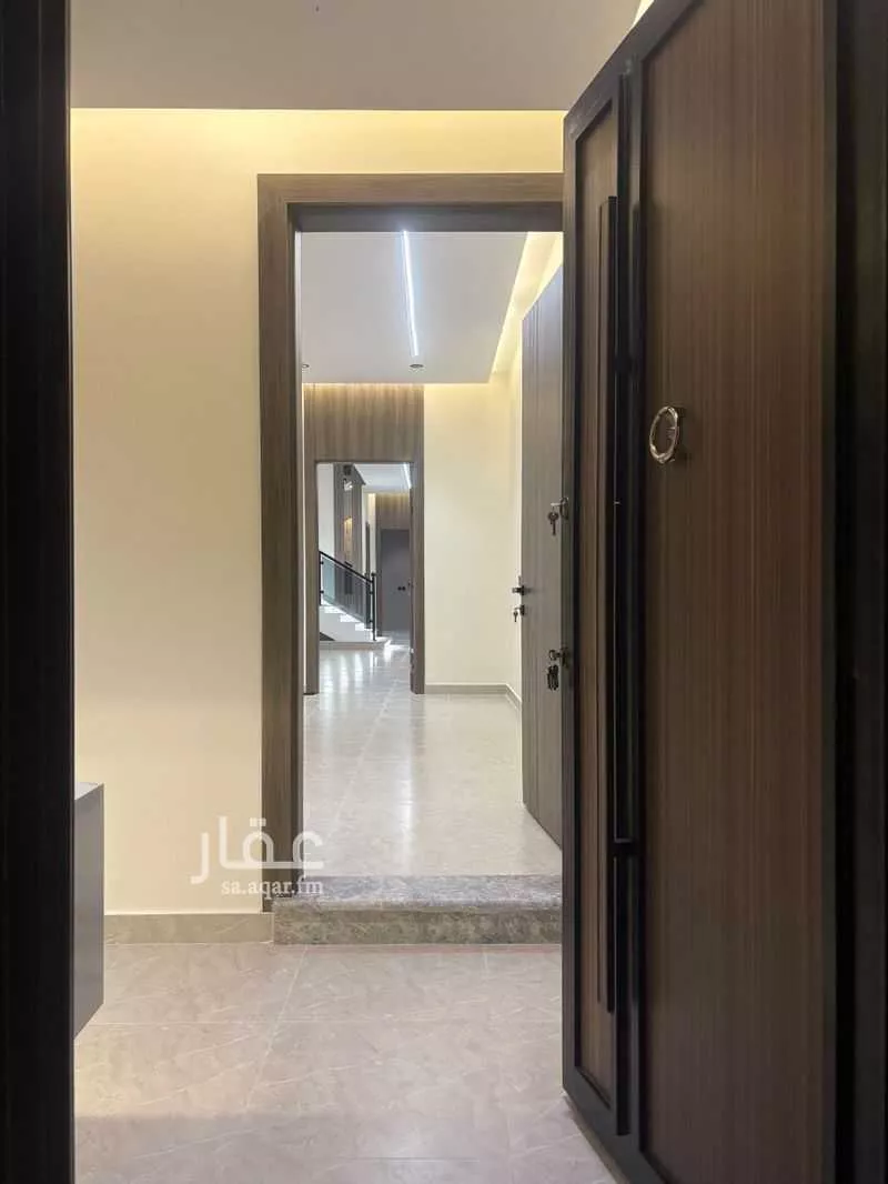 فيلا للبيع في شارع عبدالوهاب ابن عبدالحكم, حي طيبة, مدينة المدينه المنوره, منطقة المدينة المنورة 1 صورة