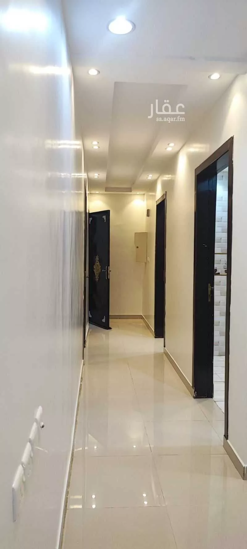 فيلا للإيجار في شارع أبي عبيدة النابلسي, حي عكاظ, مدينة الرياض, منطقة الرياض 1 صورة