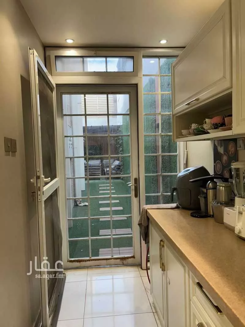 فيلا للبيع في شارع محمد القيسي, حي الجزيرة, مدينة الرياض, منطقة الرياض 1 صورة