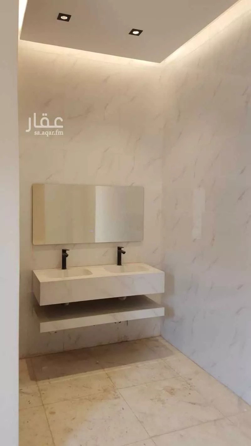 فيلا للبيع في شارع غيلان بن سلمه, حي السامر, مدينة جدة, منطقة مكة المكرمة 1 صورة