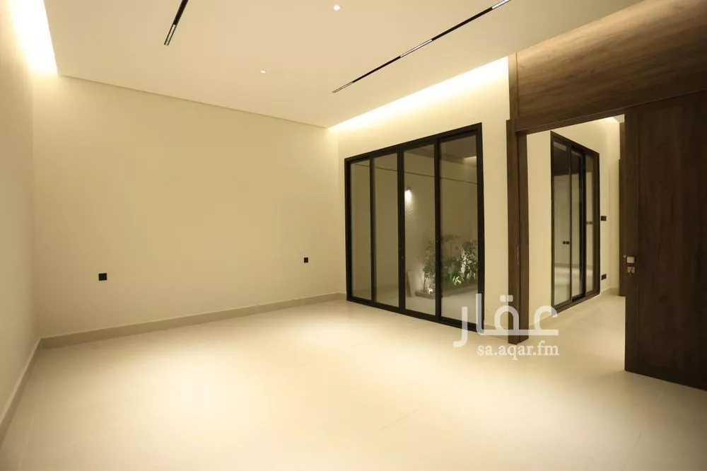 دور للبيع في شارع المحدار, حي المعيزيلة, مدينة الرياض, منطقة الرياض 1 صورة