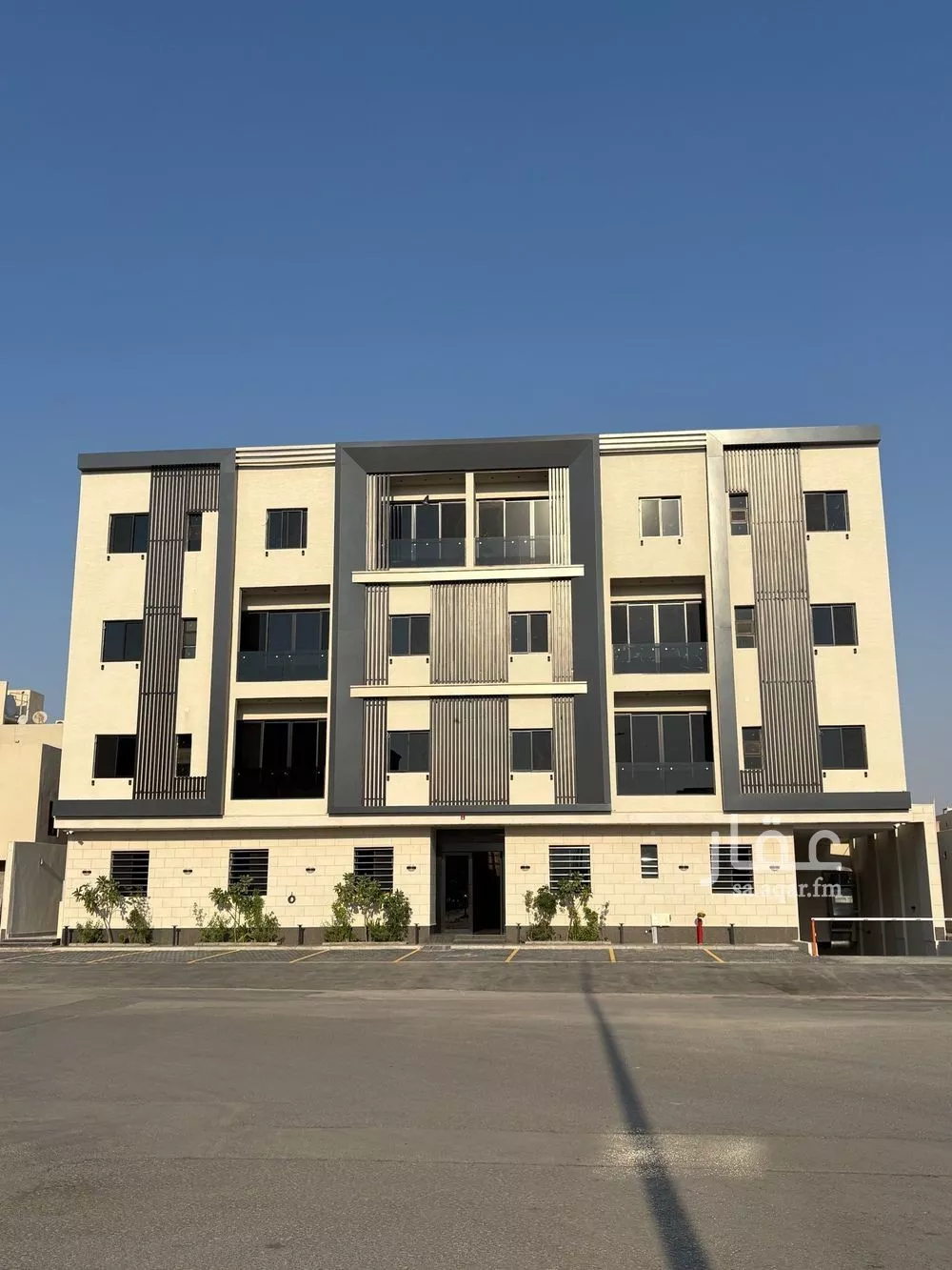 عمارة للإيجار في شارع الحكم بن عمرو, حي اليرموك, مدينة الرياض, منطقة الرياض 1 صورة