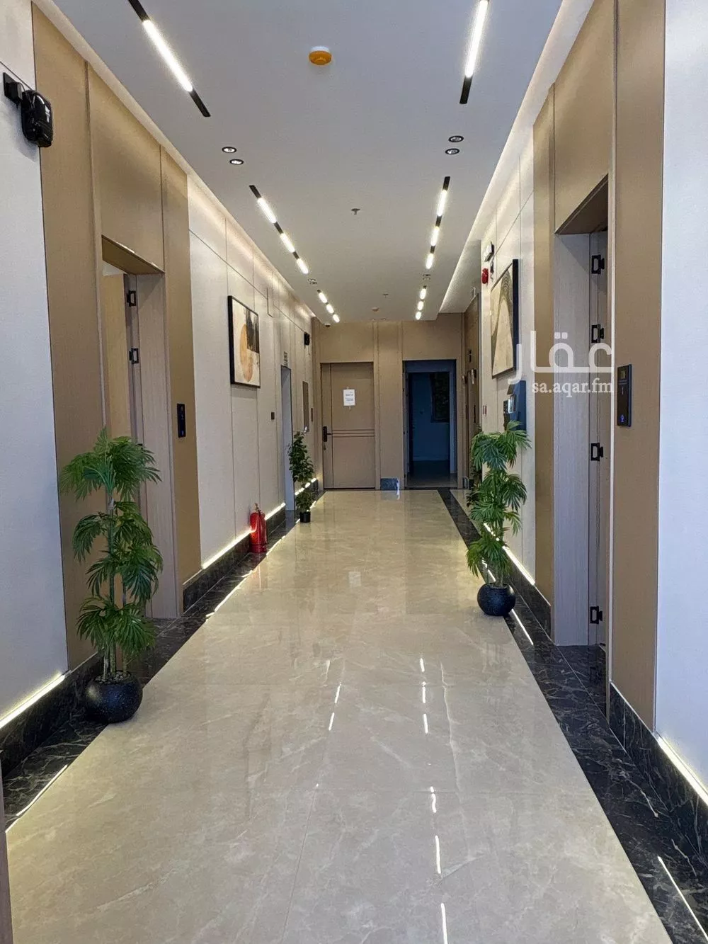 عمارة للبيع في شارع الحكم بن عمرو, حي اليرموك, مدينة الرياض, منطقة الرياض 1 صورة