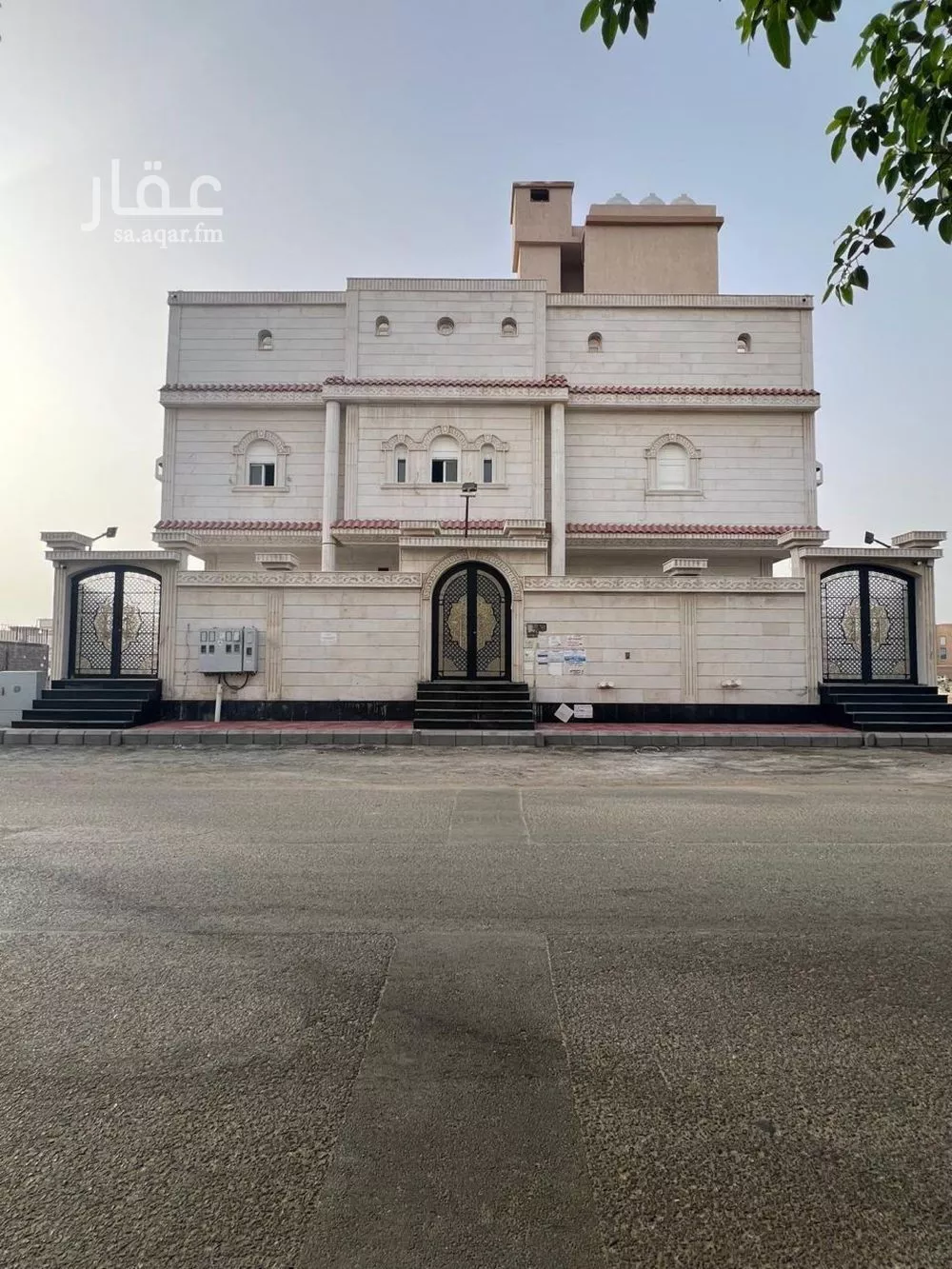 عمارة للإيجار في شارع محمد المروزي, حي الكوثر, مدينة جدة, منطقة مكة المكرمة 1 صورة