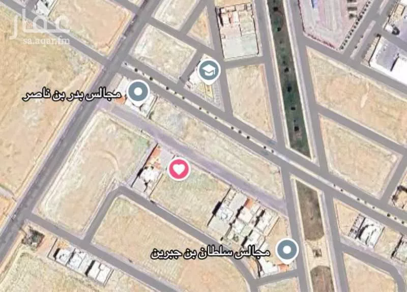 أرض للبيع في شارع ثادق ، العمار ، بريدة 1 صورة