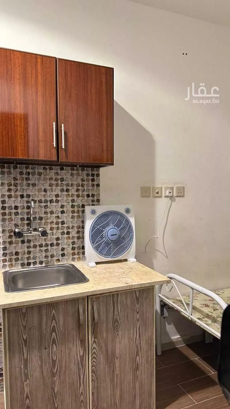 غرفة للإيجار في شارع عبدالرحمن ابن قيظي ابن قيس ، حي حجله ، خميس مشيط ، خميس مشيط 1 صورة