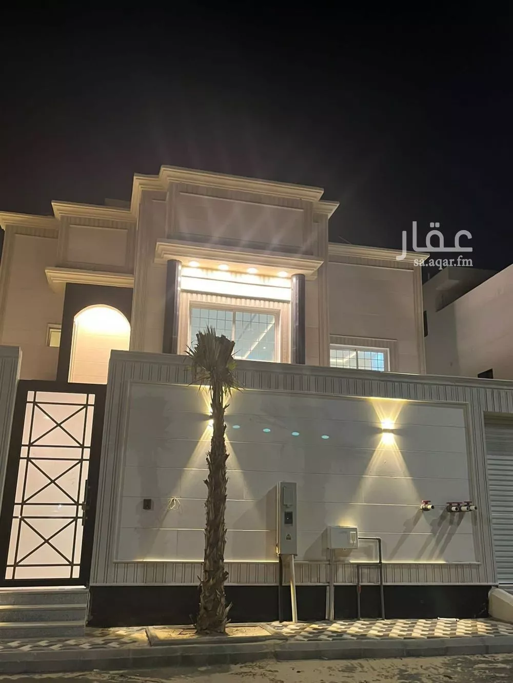 فيلا للبيع في شارع حيان بن المنذر, حي الفيصلية, مدينة الدمام, المنطقة الشرقية 1 صورة