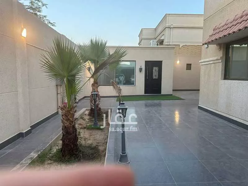 فيلا للبيع في شارع الوبرة, مدينة مدينه الجبيل الصناعيه, المنطقة الشرقية 1 صورة