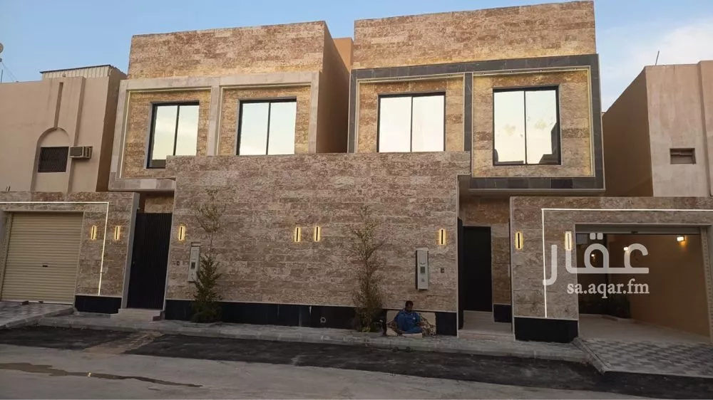 فيلا للبيع في شارع عذبة, حي العوالي, مدينة الرياض, منطقة الرياض 1 صورة
