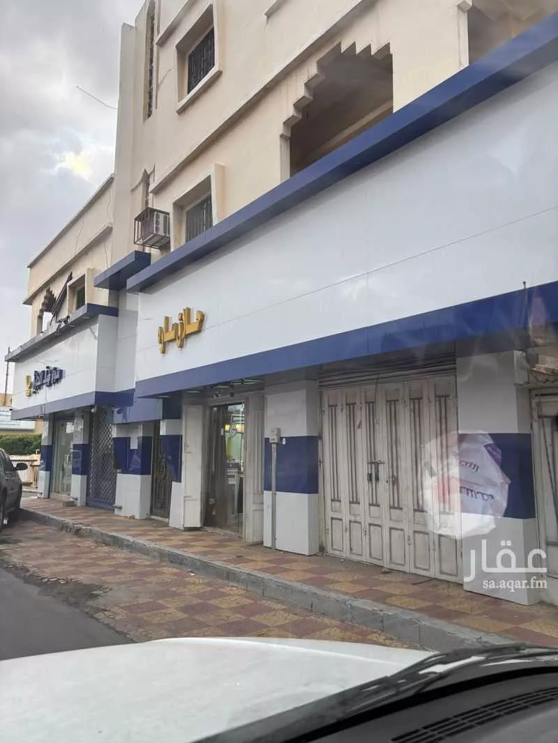 عمارة للبيع في شارع وسط البلد 34 ، حي وسط البلد ، احد رفيده ، احد رفيدة 1 صورة
