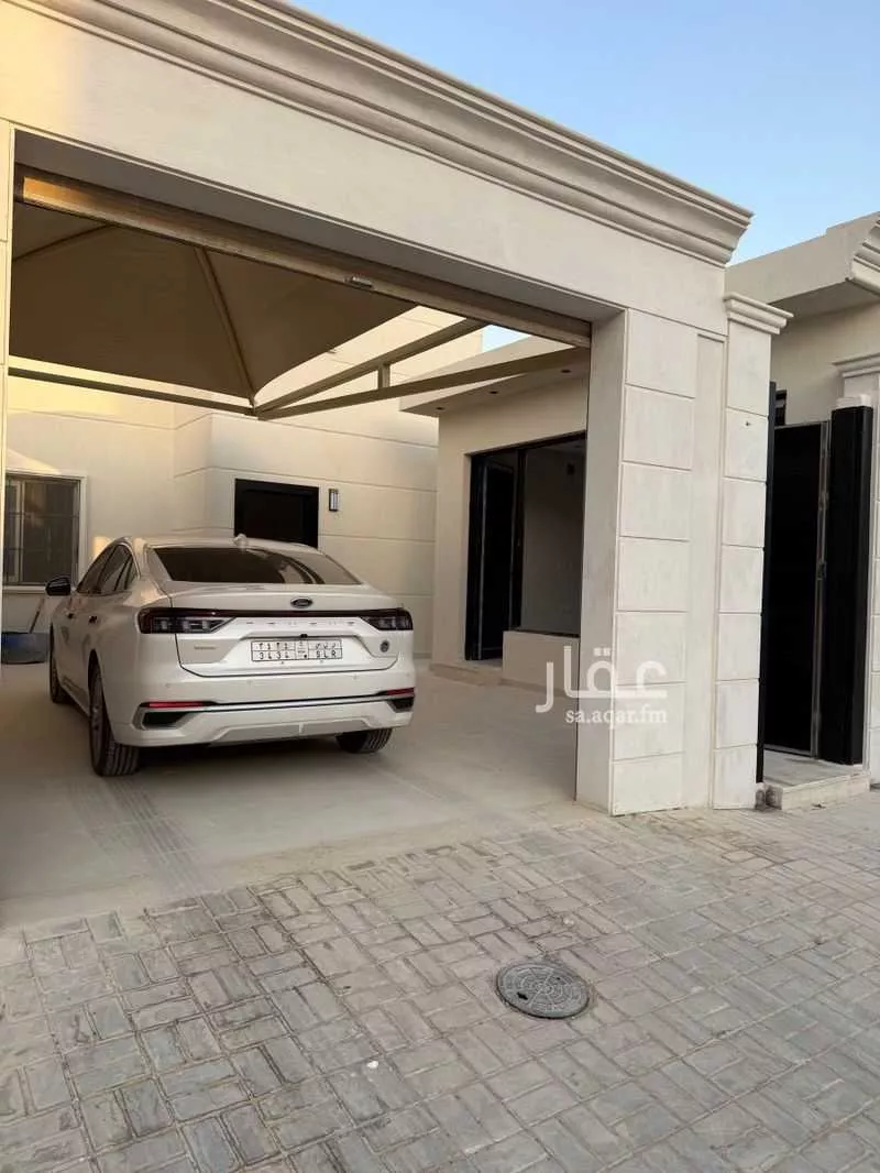 فيلا للإيجار في شارع إبراهيم الموسكي, حي مطار الملك خالد الدولي, مدينة الرياض, منطقة الرياض 1 صورة