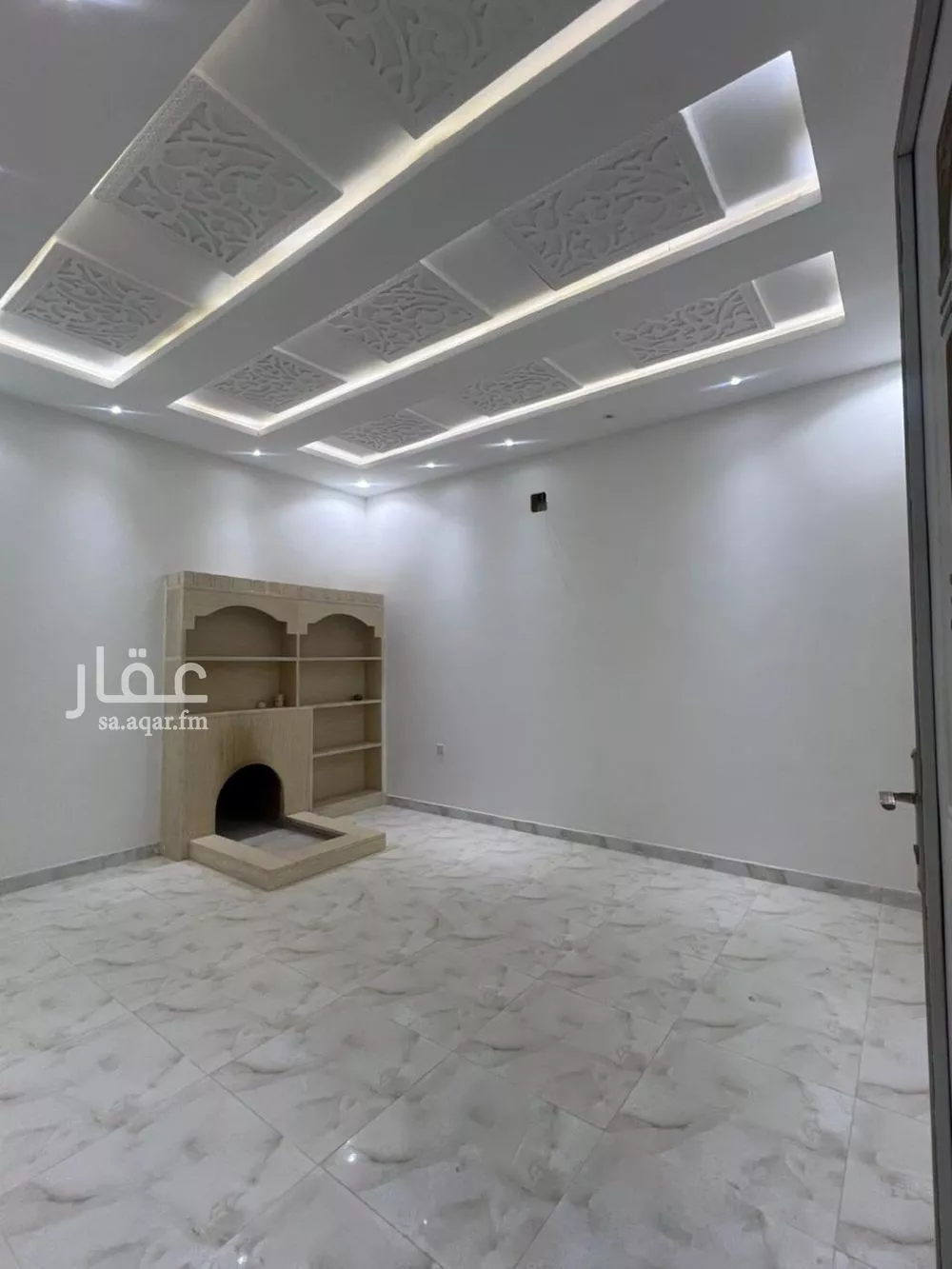فيلا للبيع في شارع هاشم الضحياني, حي الرمال, مدينة الرياض, منطقة الرياض 1 صورة