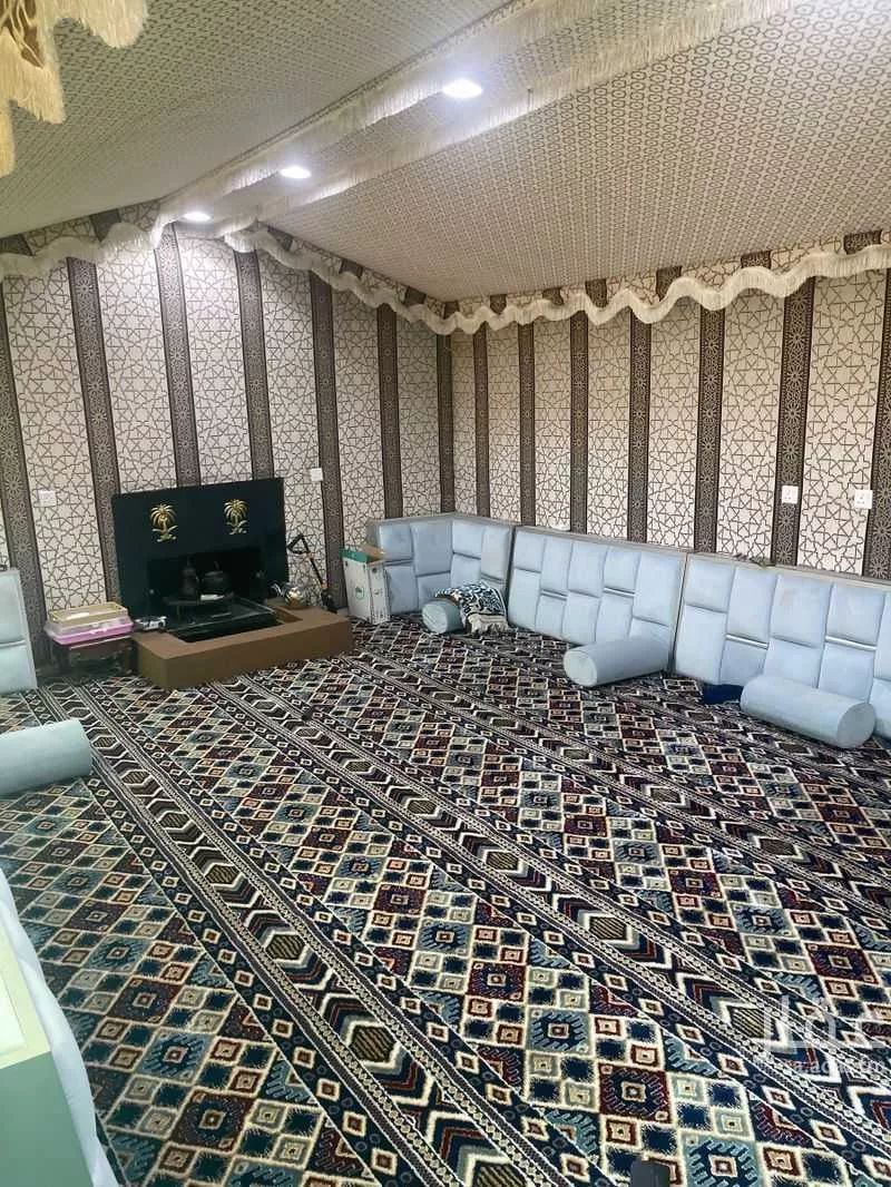 استراحة للإيجار في شارع حذيفة ابن اوس, حي الحرابي, مدينة خميس مشيط, منطقة عسير 1 صورة
