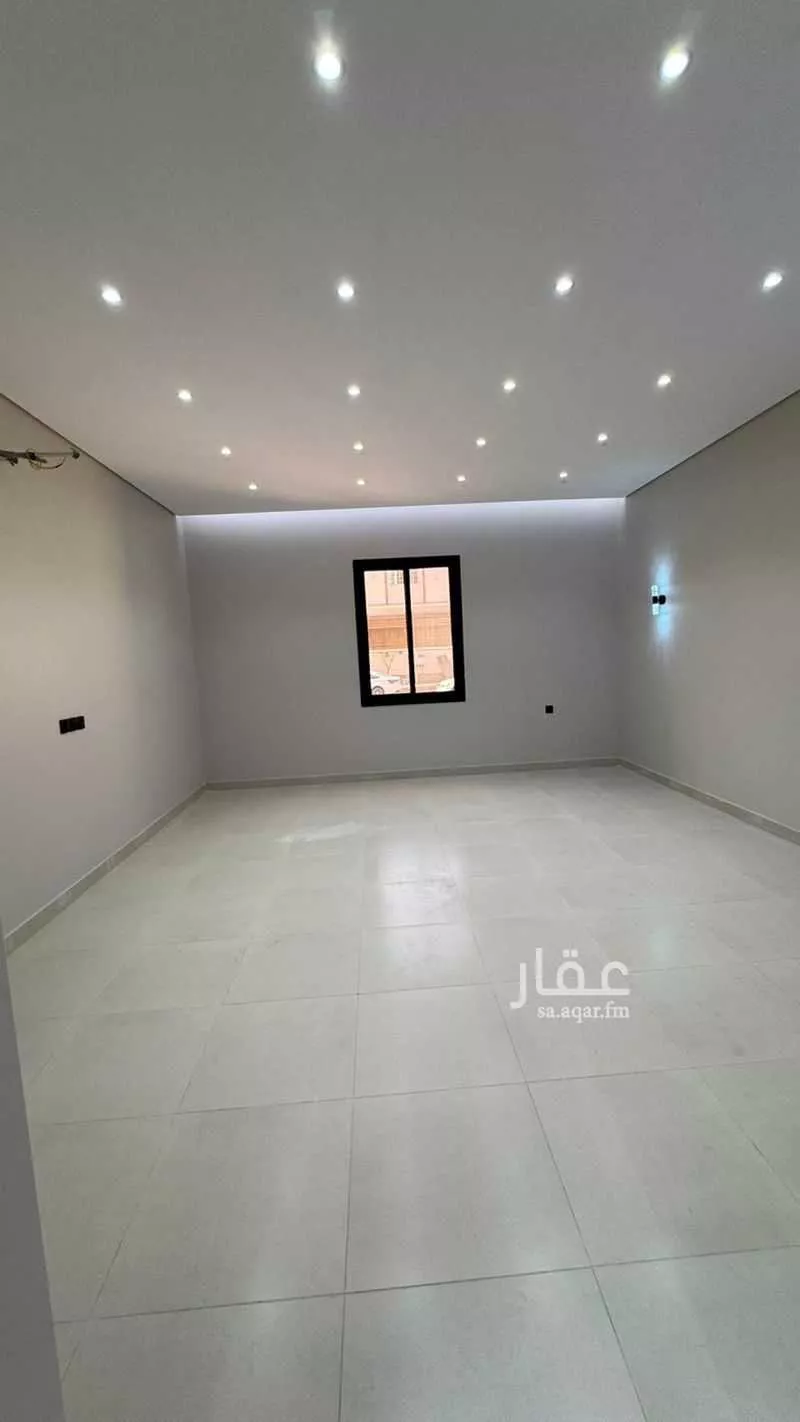 شقة للبيع في شارع محمد بن عمر بن بكير النجار البغدادي, حي ورقان, مدينة المدينة المنورة, منطقة المدينة المنورة 1 صورة