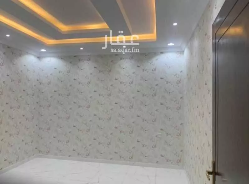 دور للبيع في شارع ايوب ابن ثابت, حي الدفاع, مدينة المدينه المنوره, منطقة المدينة المنورة 1 صورة