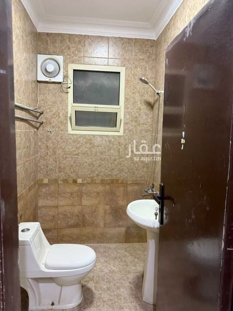 شقة للإيجار في شارع ابن زهر ، حي السعادة ، الرياض ، منطقة الرياض 1 صورة