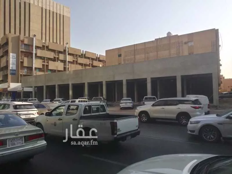محل للإيجار في شارع البطحاء, حي المرقب, مدينة الرياض, منطقة الرياض 1 صورة