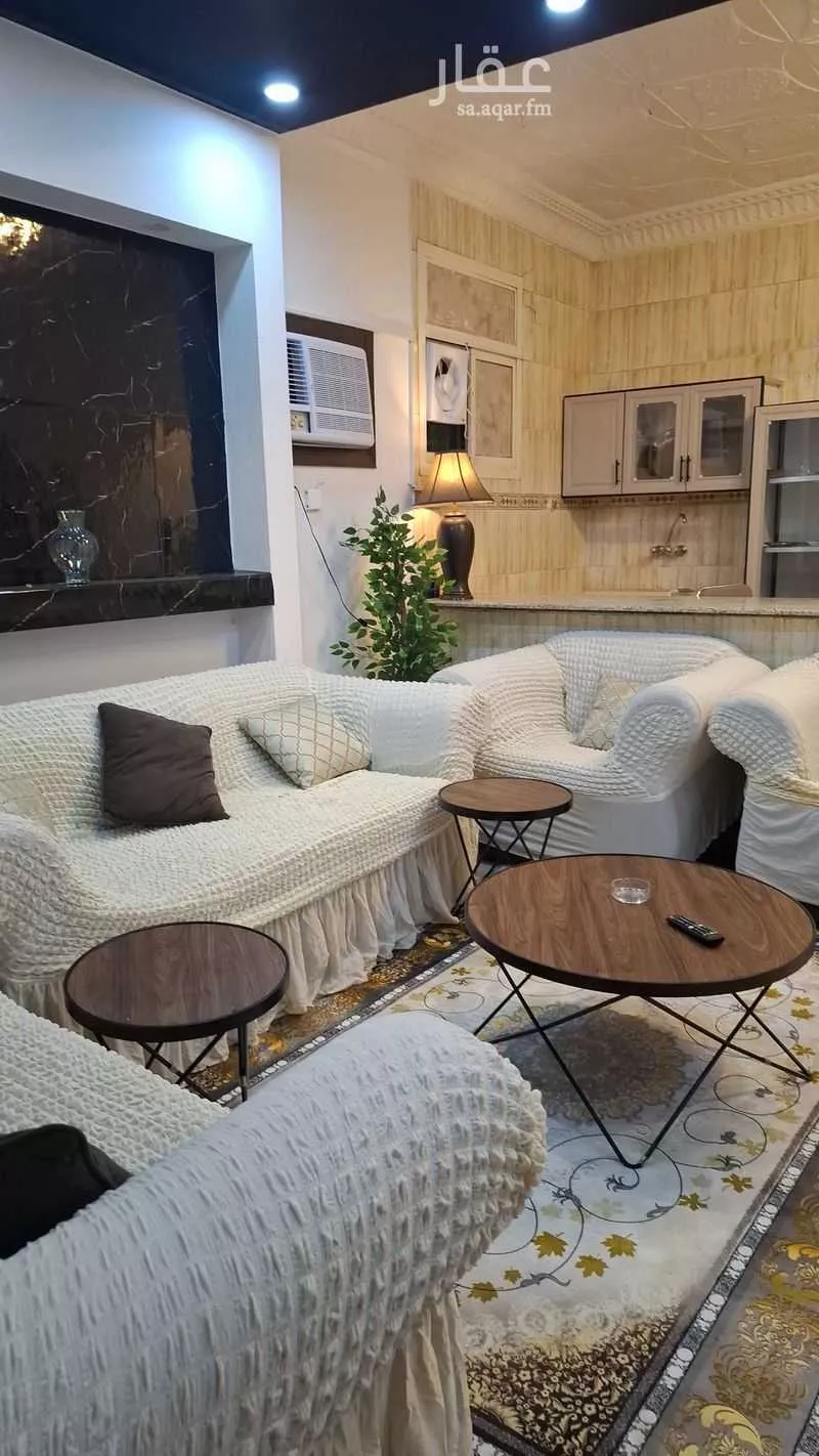 شقة للإيجار في شارع يزيد بن ابي سفيان, حي العريجاء الأوسط, مدينة الرياض, منطقة الرياض 1 صورة