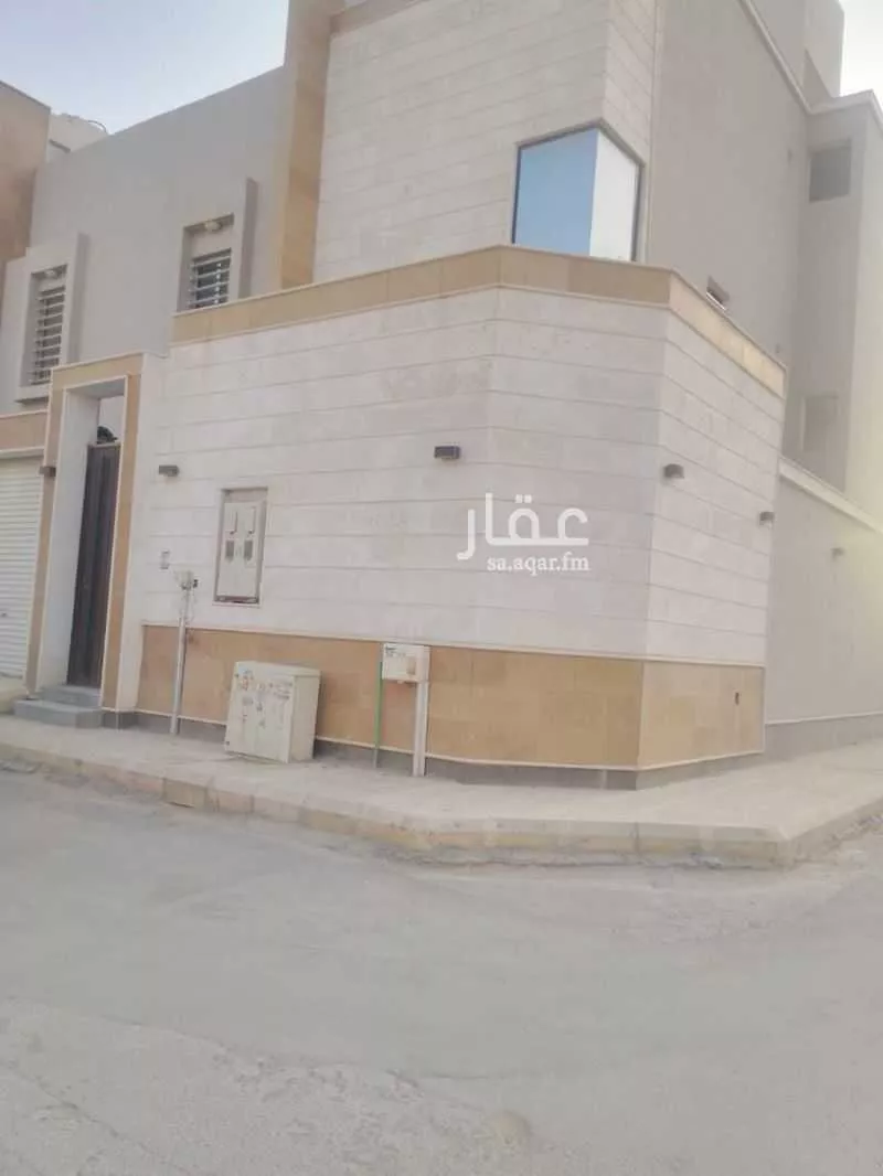 فيلا للبيع في شارع الموسم, اليرموك, الرياض 1 صورة