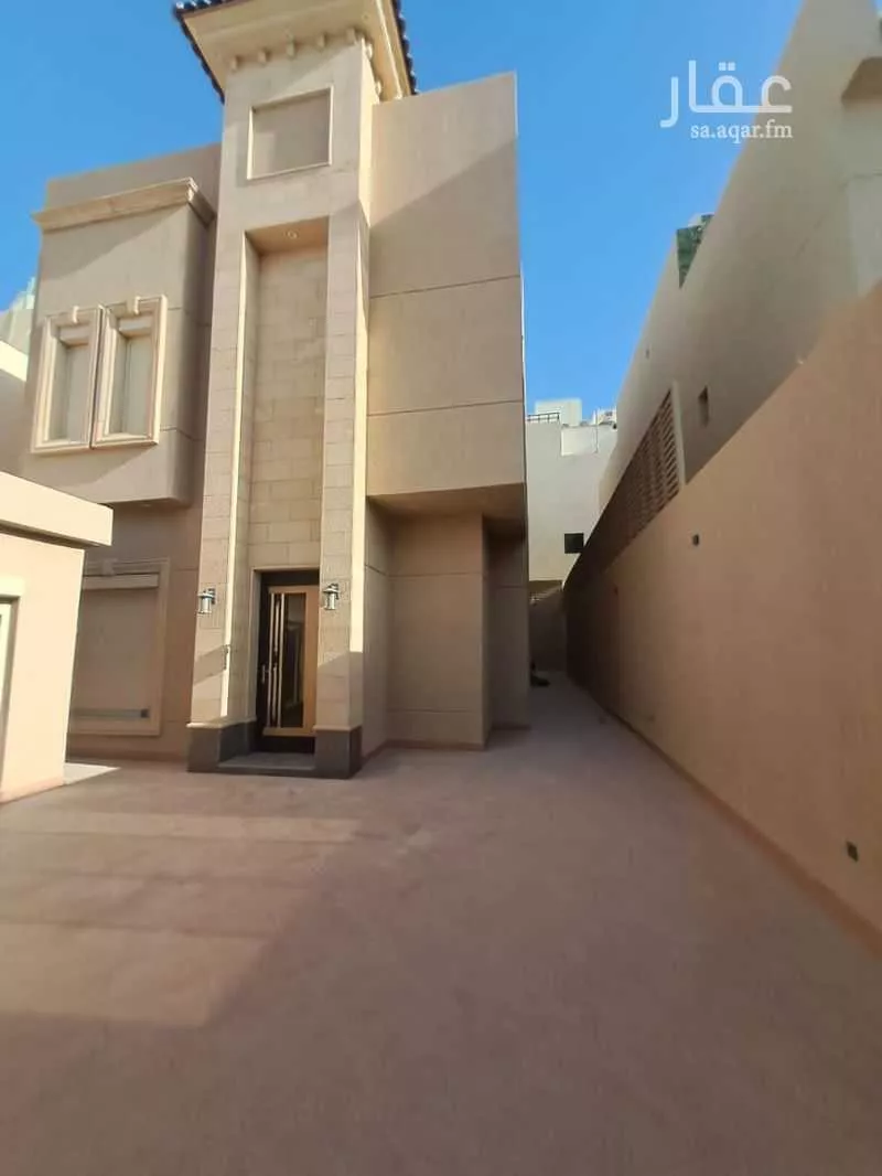 فيلا للإيجار في شارع رقم 352, حي الملقا, مدينة الرياض, منطقة الرياض 1 صورة
