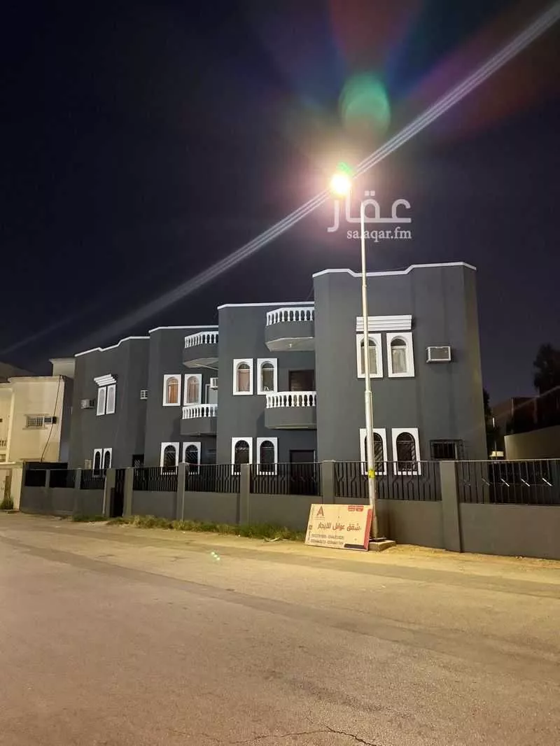 شقة للإيجار في شارع الحويرث بن عبد الله بن خلف الغفاري, حي المنتزة الشرقي, مدينة بريدة, منطقة القصيم 1 صورة