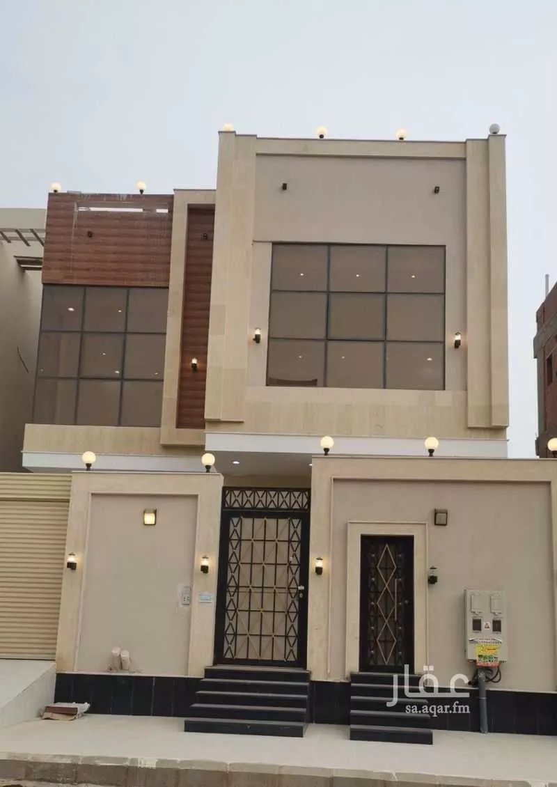فيلا للإيجار في شارع محمد بن يعقوب الأزدي, حي الزمرد, مدينة جدة, منطقة مكة المكرمة 1 صورة