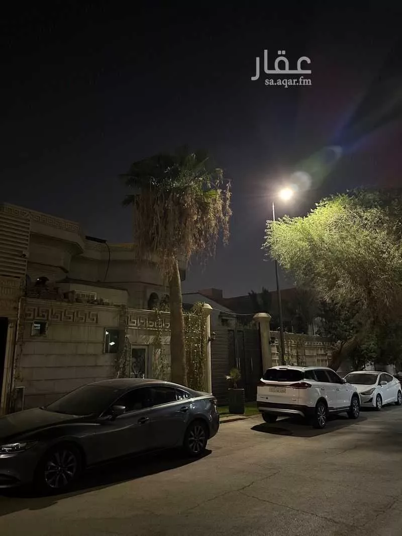 فيلا للبيع في شارع خويلد بن مرة, حي الروضة, مدينة الرياض, منطقة الرياض 1 صورة