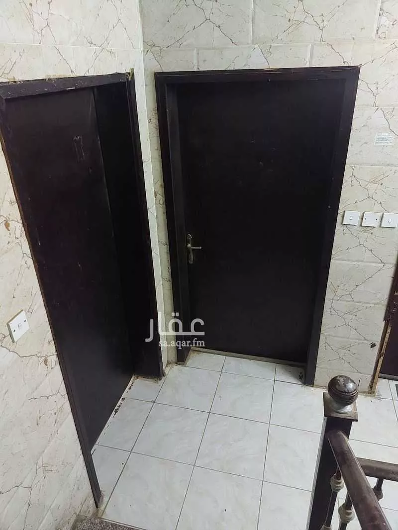 شقة للإيجار في شارع ربيع بن أريل ، حي السويس 2 ، جازان ، منطقة جازان 1 صورة