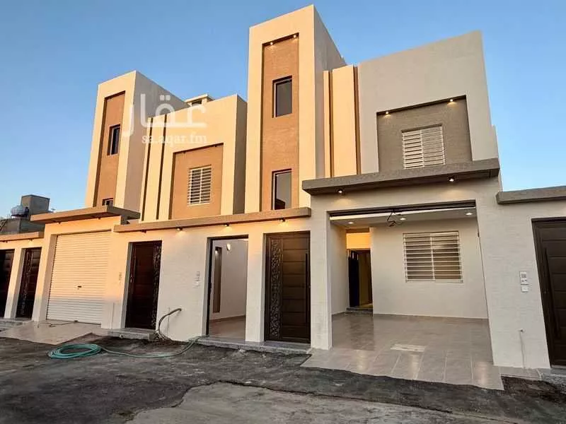 دور للبيع في شارع الرزان, حي الزهور, مدينة أبها, منطقة عسير 1 صورة