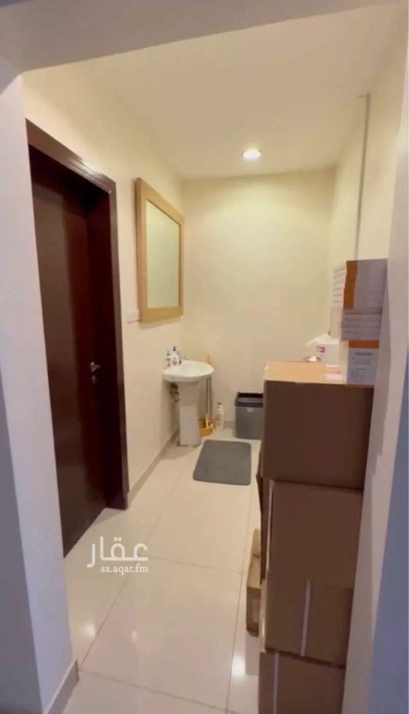 مكتب تجاري للإيجار في شارع ابي جعفر المنصور, حي الشهداء, مدينة الرياض, منطقة الرياض 1 صورة